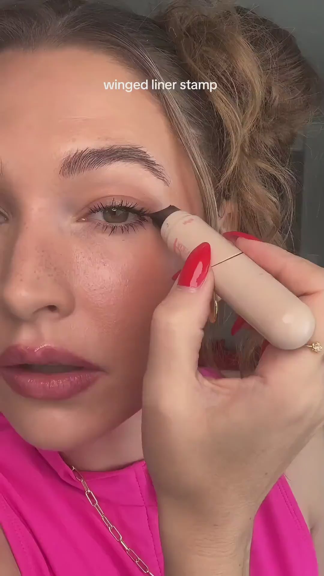 Flick & Define Wing Liner Stamp